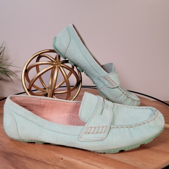 Cynthia Rowley Mint Green Suede Moccasin Driving Loafers Size 6.5 - Picture 3 of 17